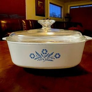 Vintage Blue Cornflower casserole dish by Corning w/glass lid